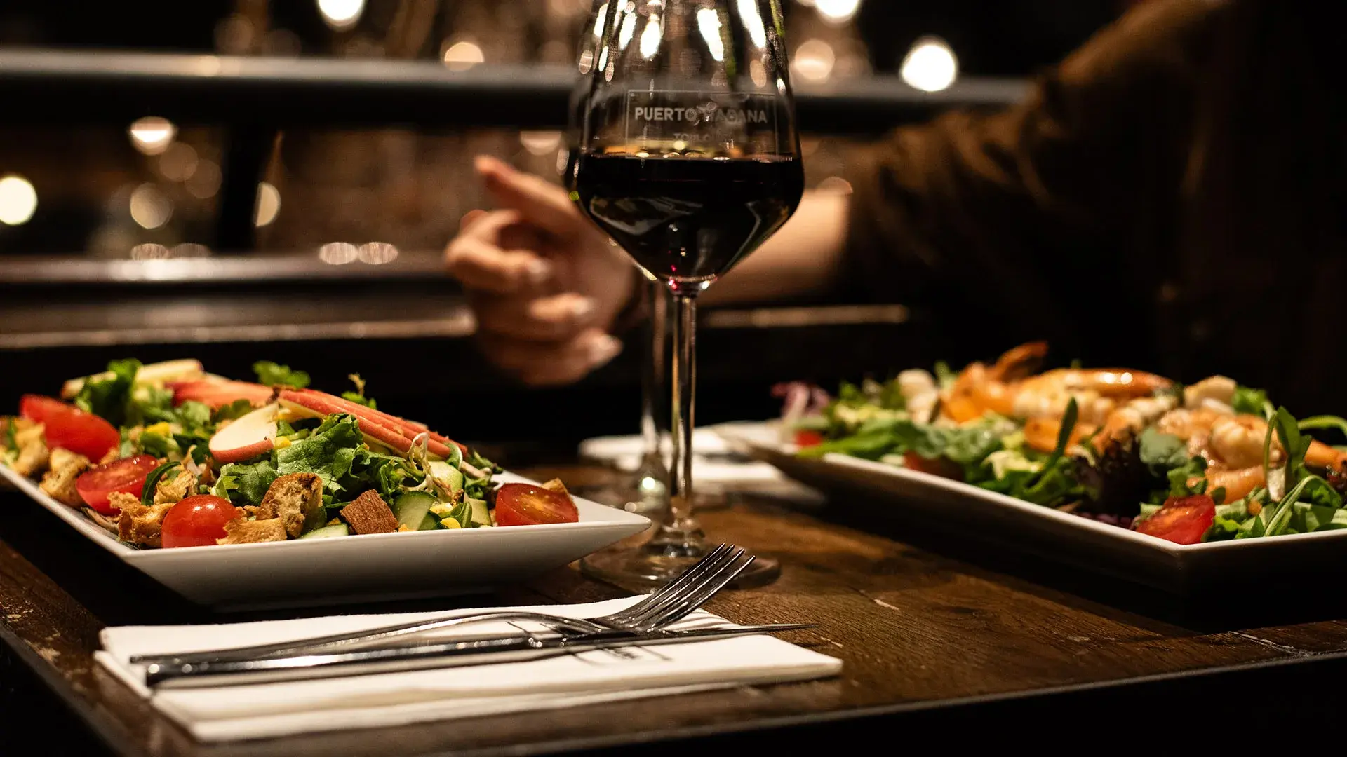 Contact Puerto Habana